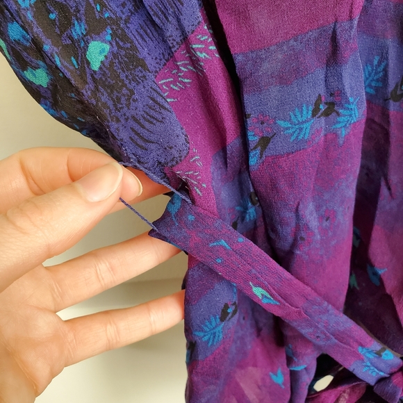 Flounce Silk sleeveless blouse - Picture 5 of 8